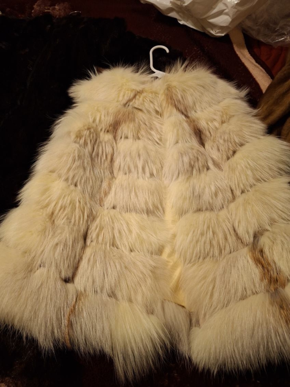 Luxurious Cream Fur Coat - Women's Jacket